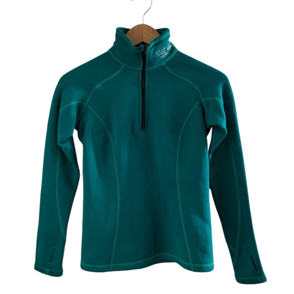 Mountain Hardwear Green Quarter-Zip Pullover with Thumb Holes